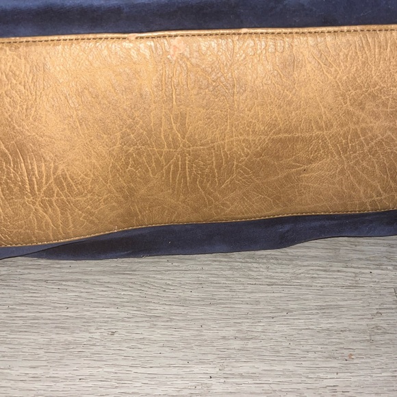 Designer Hand Bags Prada, Coach, Louis Vuitton, Juicy Couture & Kate Spade - Picture 8 of 16